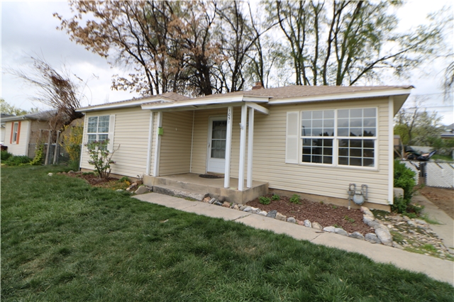 Provo House: 1051 E 620 N