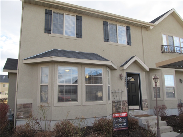 Springville Townhome: 1829 W 1065 S