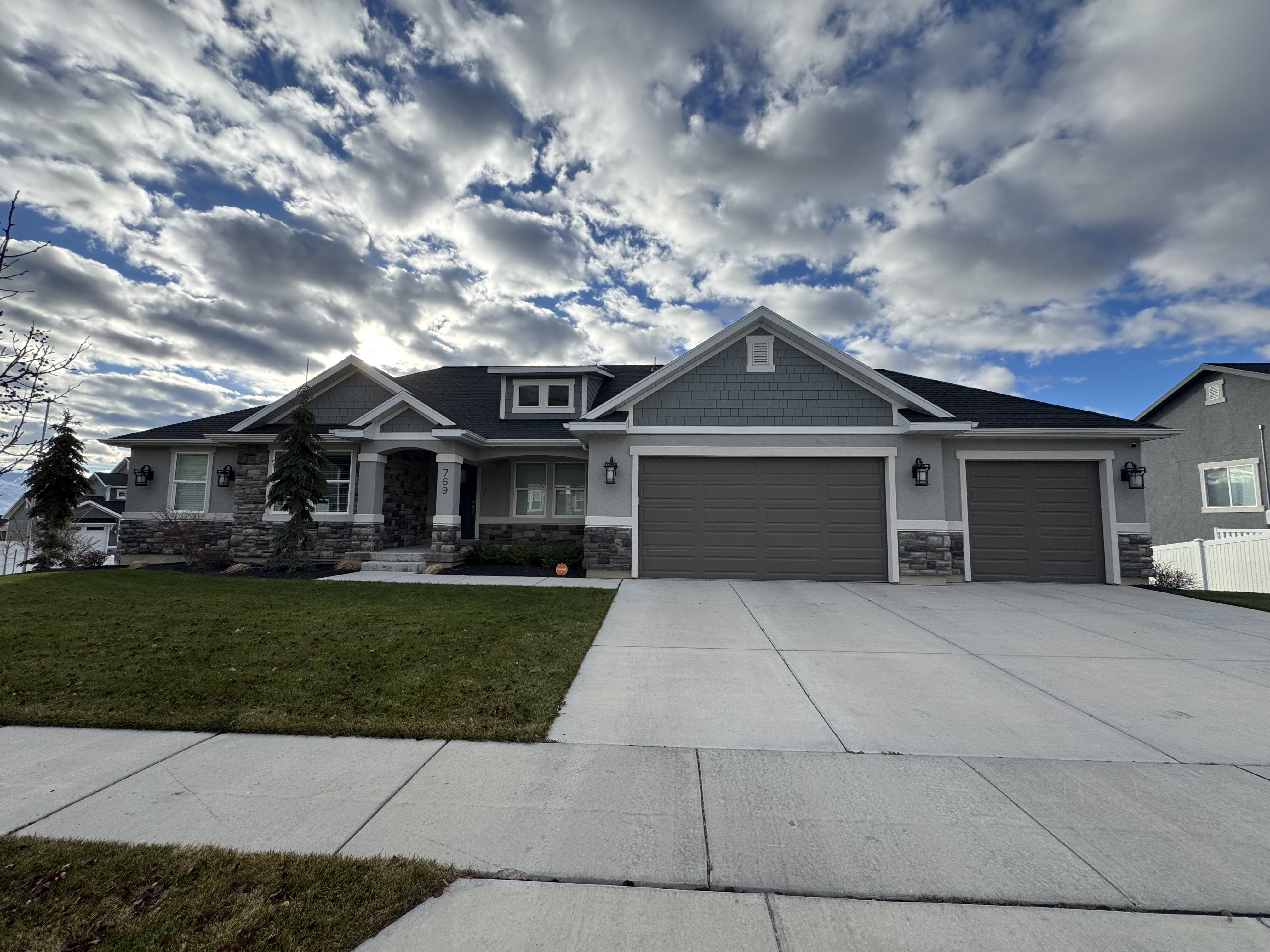Lehi House: 769 W Autumn Hills Blvd