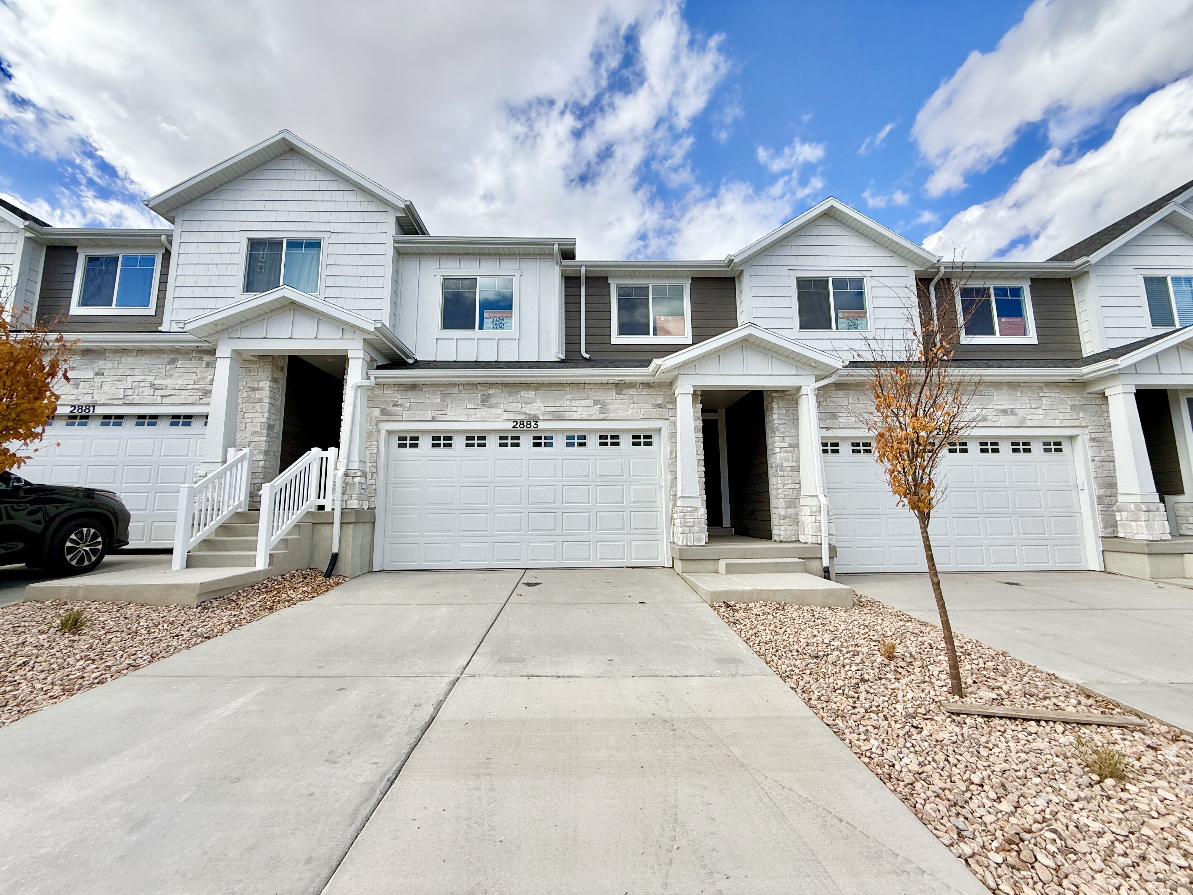 Saratoga Springs Townhome: 2883 N Blue Dawn Ln